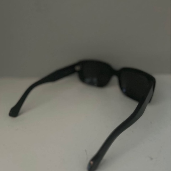 Balenciaga Dark Frame Sunglasses - Picture 4 of 4